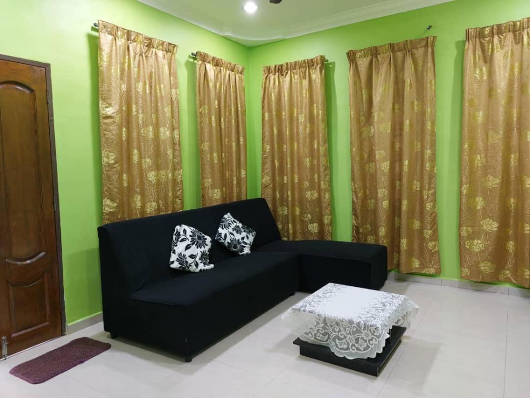 Homestay D'Bukit Pulau Melaka Exterior foto